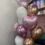 Фонтан гелієвих кульок в пастельних кольорах