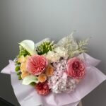 Коробка Агапантус , Астільба , Гортензія , Діантус , Кала , Троянда , Хризантема