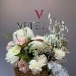 Букет з Хризантеми, Хасмантіума, Хамелаціума, Клематіса, Матіоли, Діантуса