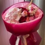 Букет з Гортензії, Троянди, Астільби, Діантуса